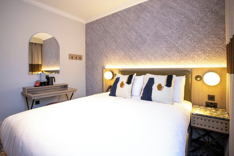 Bedroom 2, The Met Hotel Leeds - Newly Refurbished, Leeds