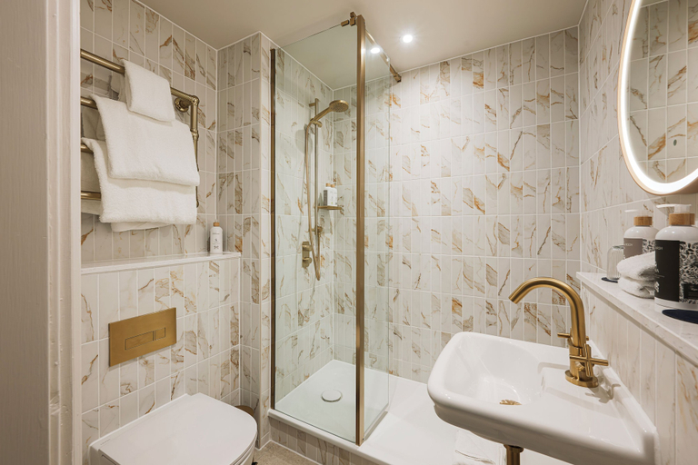 Bathroom 4, Francis Hotel Bath, Bath and North East Somerset