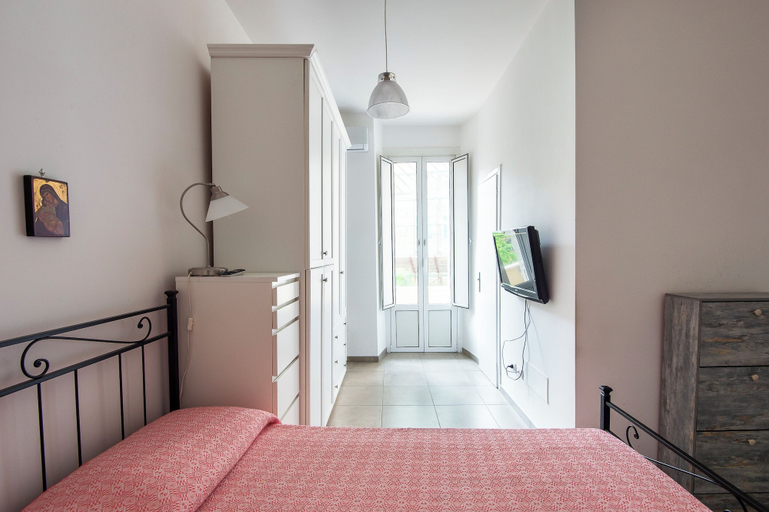 Room 3, Cosy Vatican Apartment, Roma