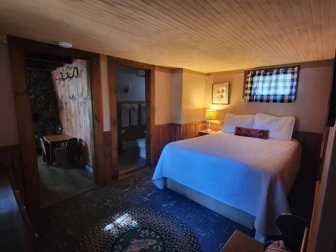 Bedroom 2, Cottage Place on Squam Lake, Grafton