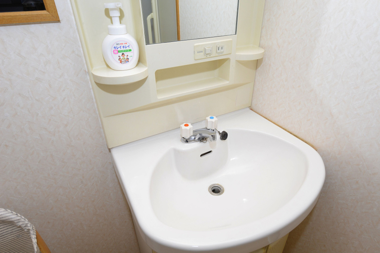 Others 2, Z&Z Inn Honjo- Azumabashi, Taitō
