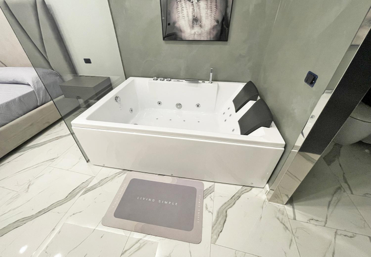 Others 2, Suite del Principe - Prince's Suite., Palermo