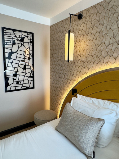 Bedroom 3, Mercure Chartres Est, Eure-et-Loir