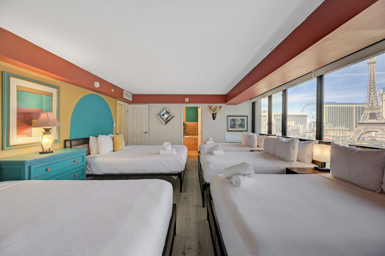 City view 2, Stay Together Suites | Center Strip PH, Clark