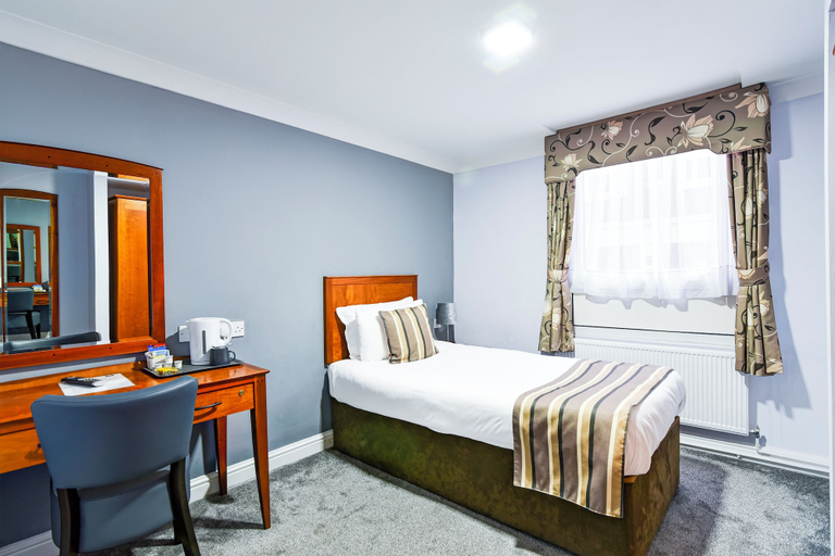 Bedroom 3, Aston Court Derby City Centre By Belvilla, Derby