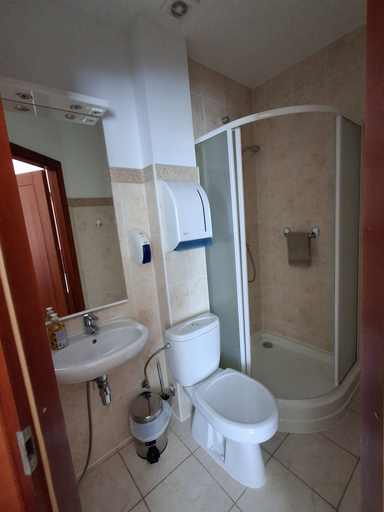 Bathroom, Hotel Duets, Daugavpils