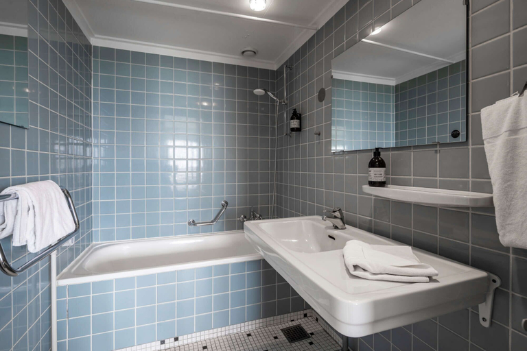 Bathroom 5, Comwell Hvide Hus Aalborg Dolce by Wyndham, Aalborg