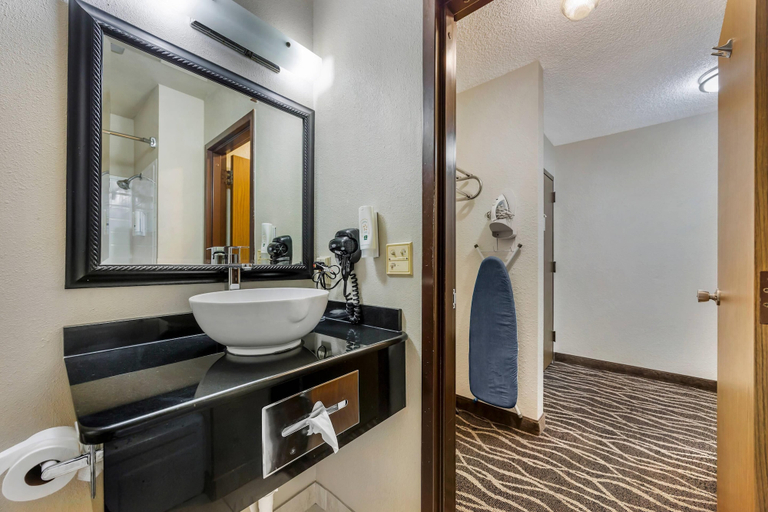 Bathroom 4, Quality Inn Umatilla - Hermiston, Umatilla