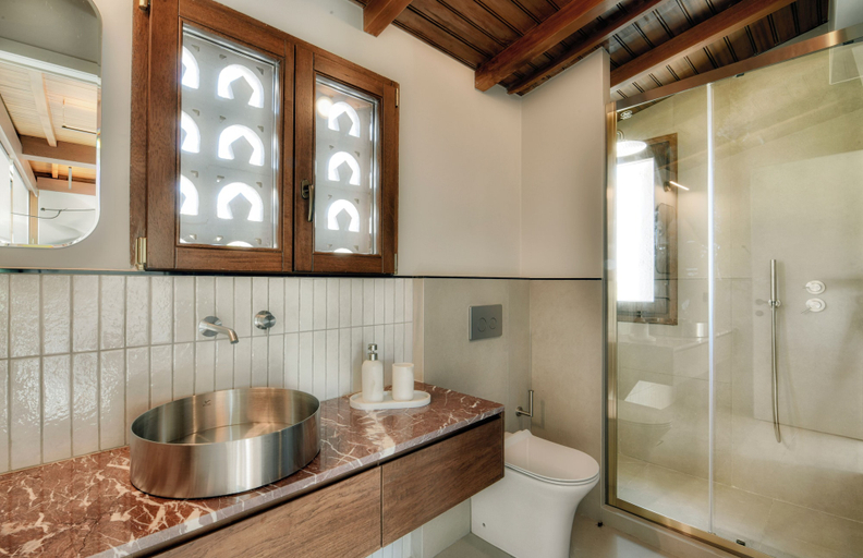 Bathroom 3, Karyatis Luxury Maisonette by K&K, Attica