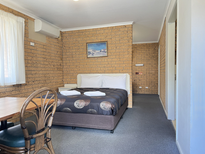 Bedroom 3, Colac Mid City Motel, Colac-Otway - Colac