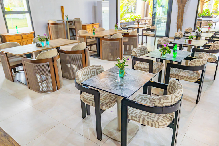 Food & Drinks 4, Kalimba Beach Resort, Kanifing