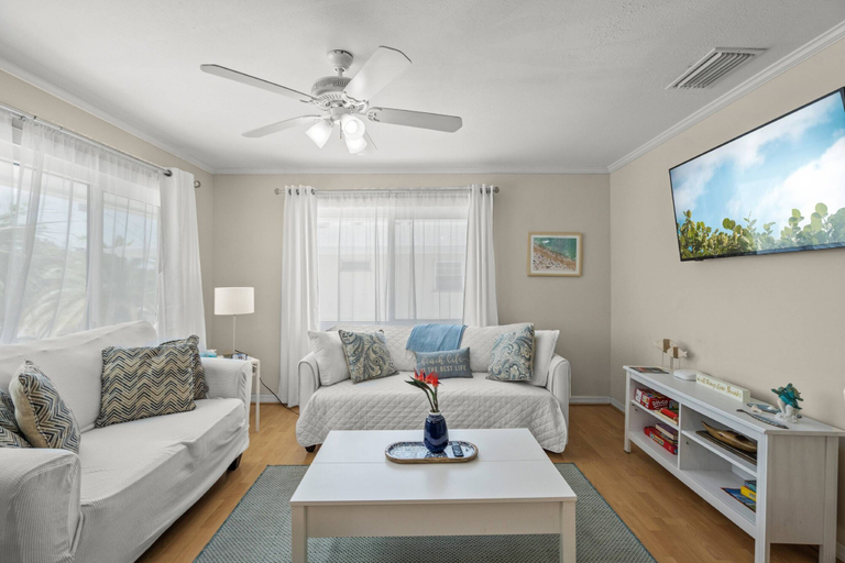 Exterior 1, Coastal Breeze Siesta - Turtle, Sarasota