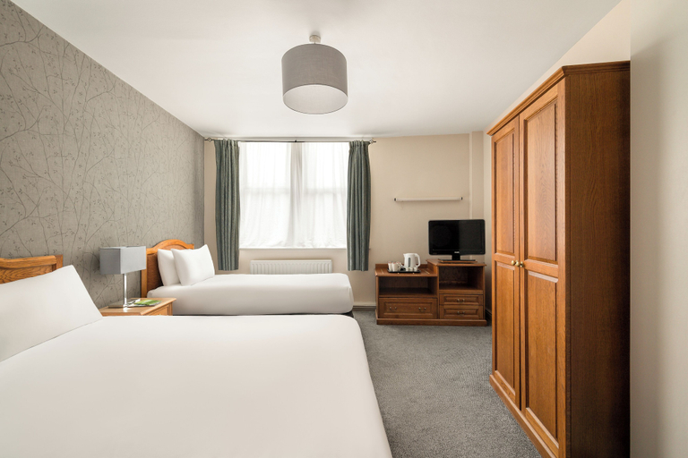 Bedroom 2, County Hotel, Cumbria