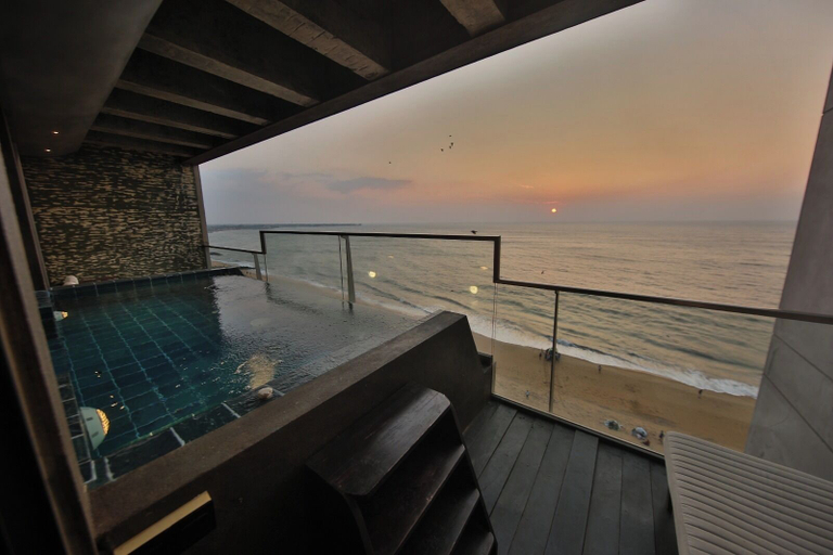 Others 4, Pledge Scape, Negombo