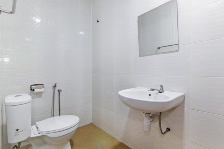 Bathroom 3, Hotel O Brickfields Park Hotel, Kuala Lumpur