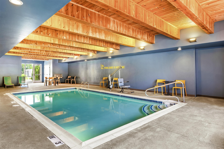 Sport & Beauty 5, Home2 Suites by Hilton Youngstown West/Austintown, Mahoning