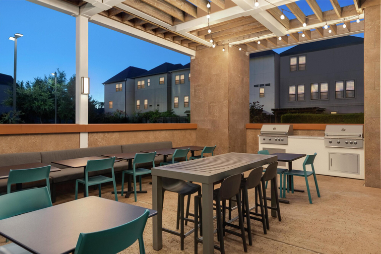 Food & Drinks 4, Home2 Suites by Hilton Houston Energy Corridor, Houston
