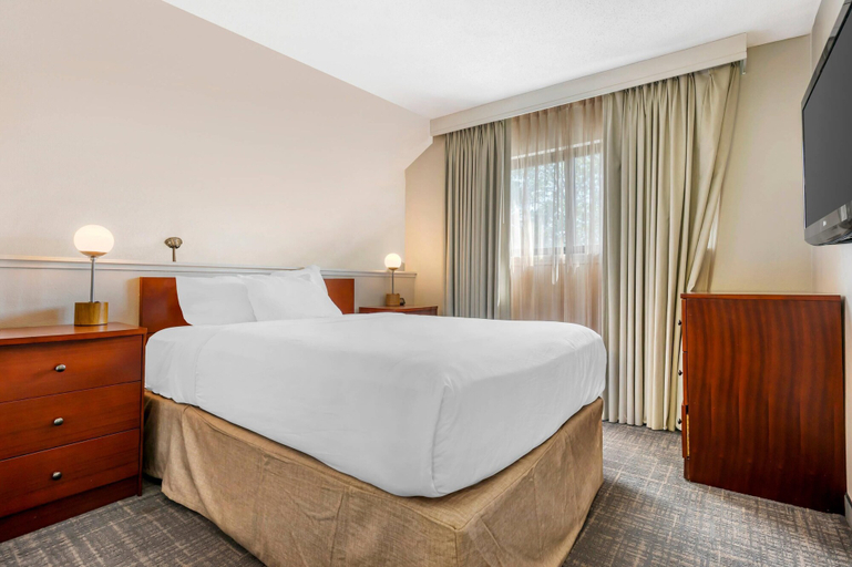 Bedroom 3, MainStay Suites St. Louis - Galleria, Saint Louis