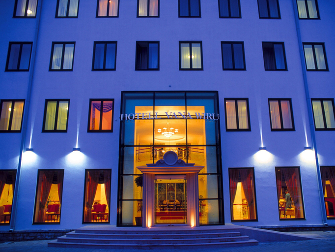 Exterior & Views 2, Rixwell Viru Square Hotel, Tallinn