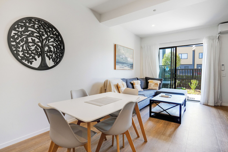 Others 4, Brand New House by Botany - Parking, Manukau
