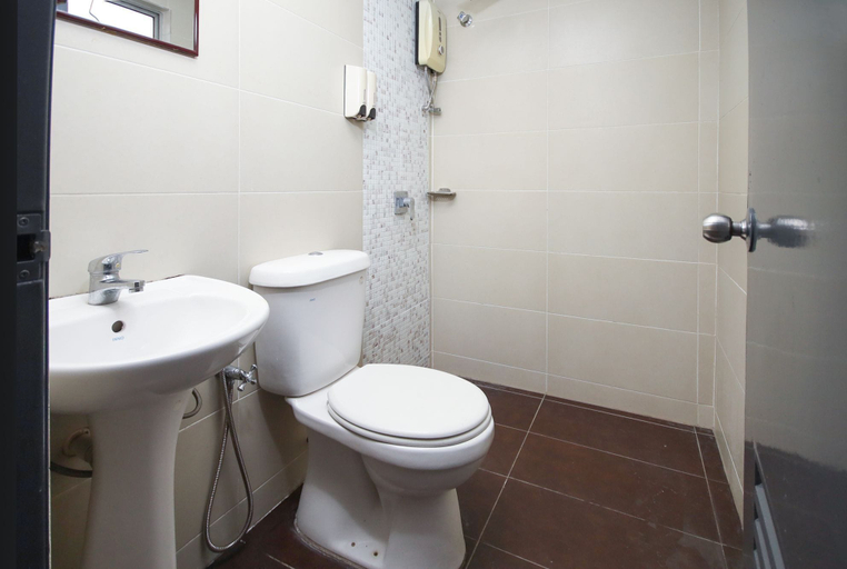 Bathroom 3, OYO 90345 TM Hotel, Ampang