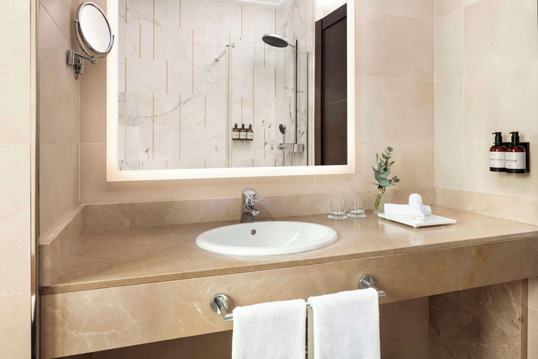 Bathroom 4, NH Collection Granada Victoria Hotel, Granada