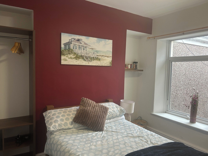 Room 3, Amelia Airheart, Swansea