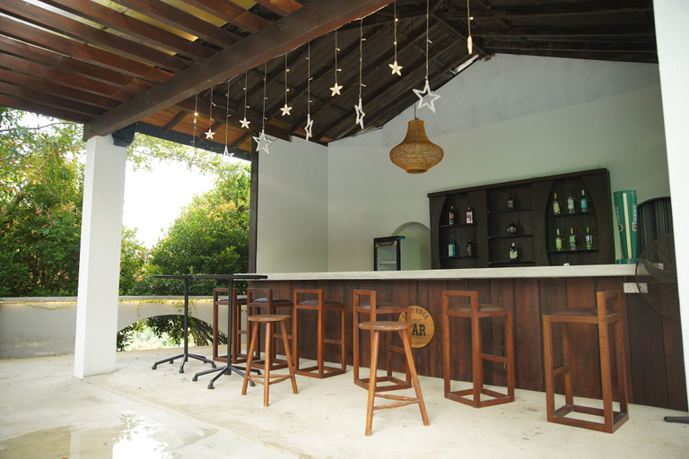 Food & Drinks 5, Fort Edge Retreat, Habaraduwa