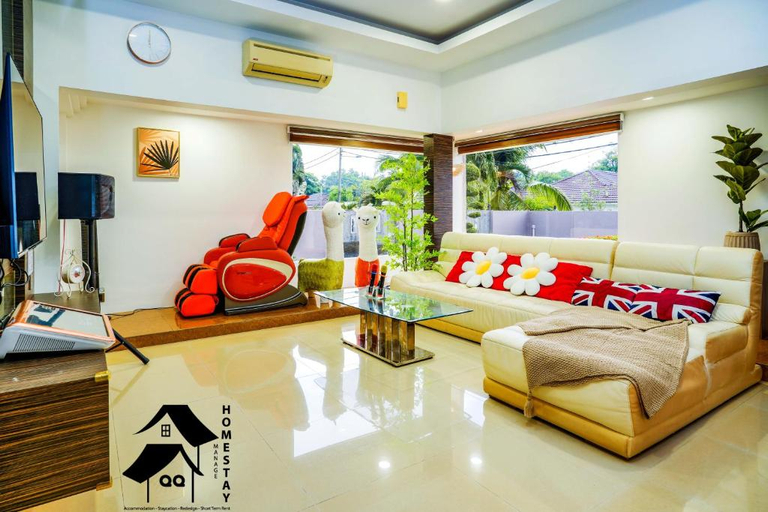 Bedroom 2, Seremban Bungalow Cosy Homestay 舒适宽阔独立式洋房, Seremban