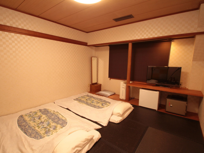 Bedroom 3, Satomo Ryokan, Kyoto