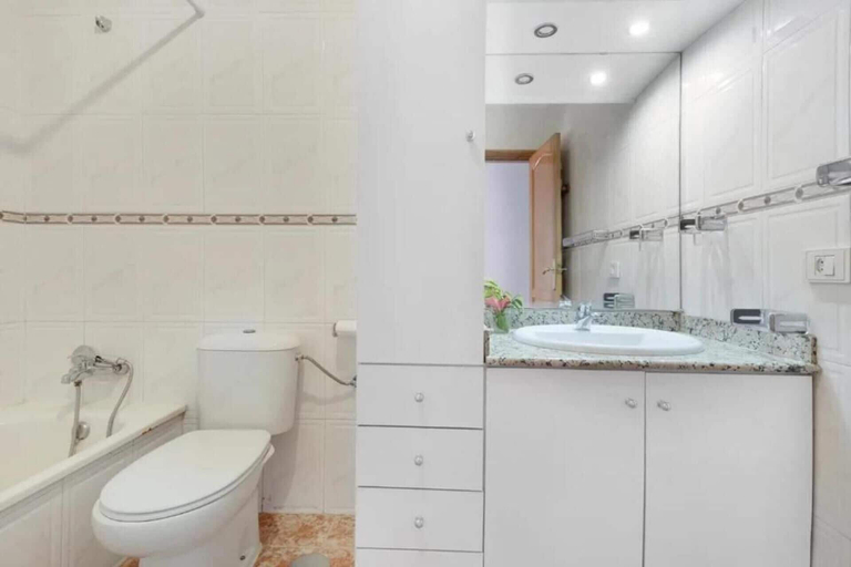 Bathroom 4, 2-bed House Sleeps 4 With Free Parking, Santa Cruz de Tenerife
