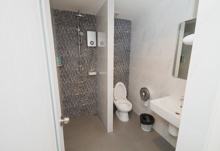 Bathroom 3, The Y Smart Hotel, Muang Chiang Mai