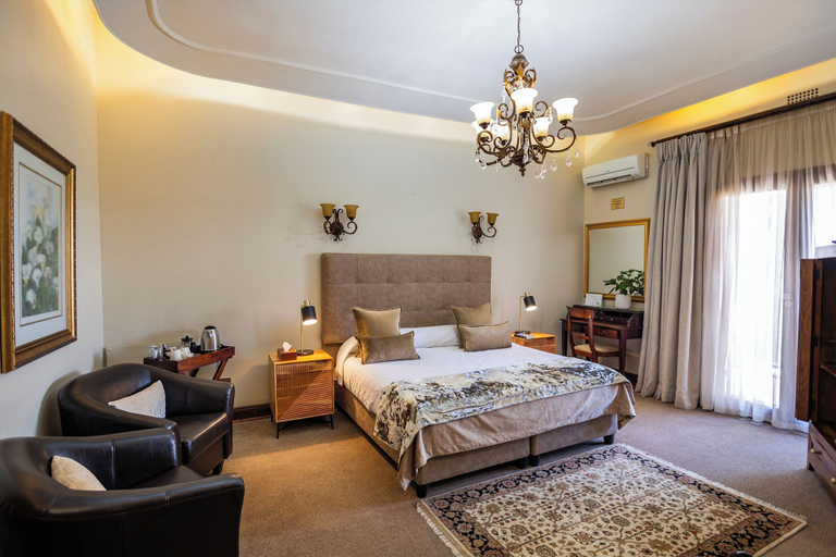 Bedroom 3, Scott's Manor & Conference Venue, Ngaka Modiri Molema