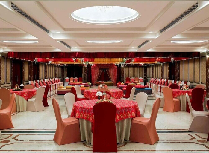 Banquet hall 3, Grand Mercure Vadodara Surya Palace, Vadodara