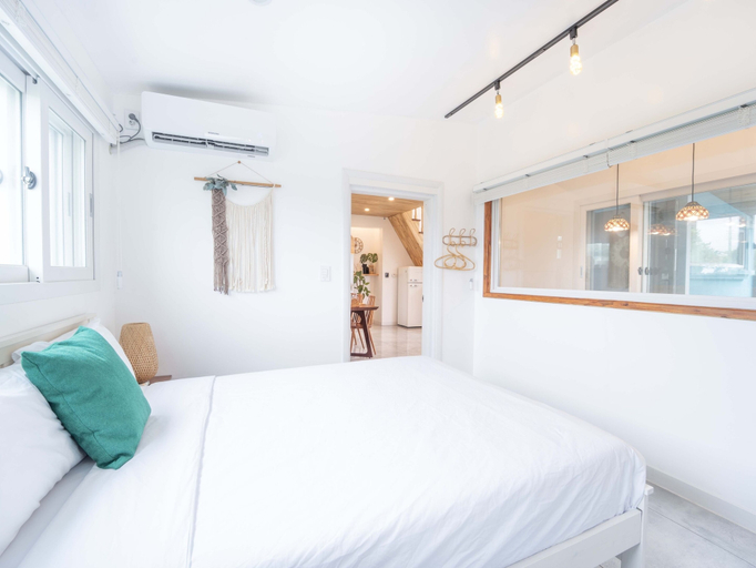 Bedroom 3, Jeju Jejuaemuldeulda Pension, Jeju