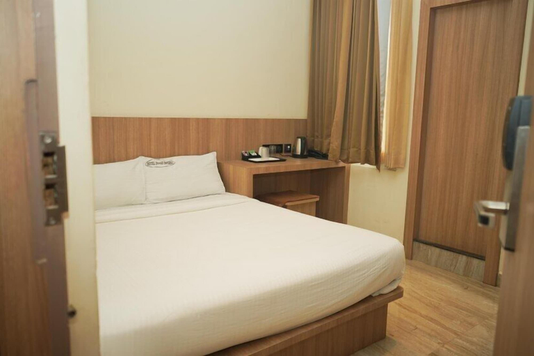 Bedroom 4, Hotel Indian Imperial, Thanjavur