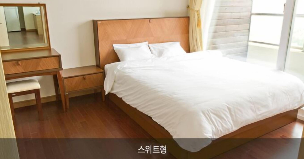Bedroom 3, Mungyeong Saejae Resort, Mungyeong