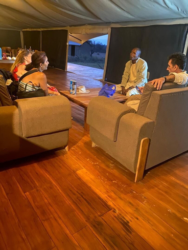 Reception 4, Pumba Luxury Camps, Serengeti
