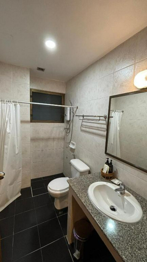 Bathroom 3, Baan Lanna Hotel Chiangrai, Muang Chiang Rai