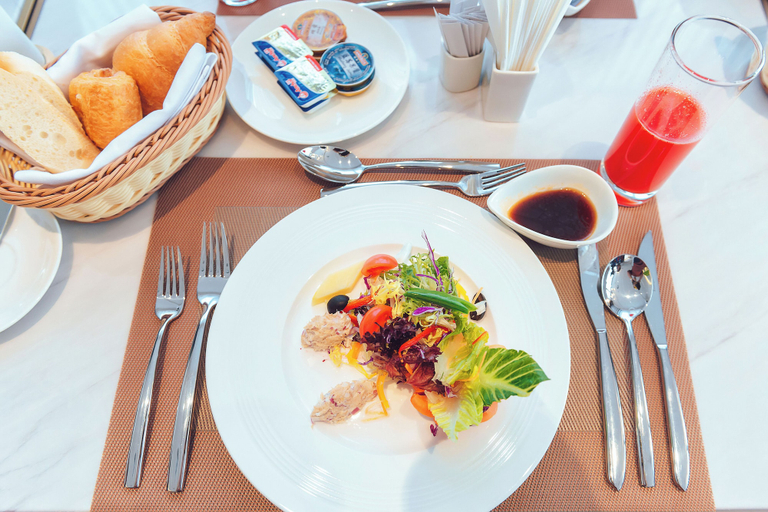 Food & Drinks 5, Holiday Inn Hotel & Suites Xi'An High-Tech Zone by IHG, Xi'an