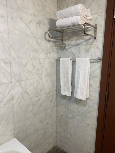 Bathroom 2, Nile Suites Plaza Apartments, Giza