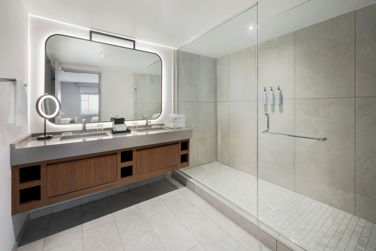 Bathroom 3, Courtyard by Marriott Athens Downtown, Clarke