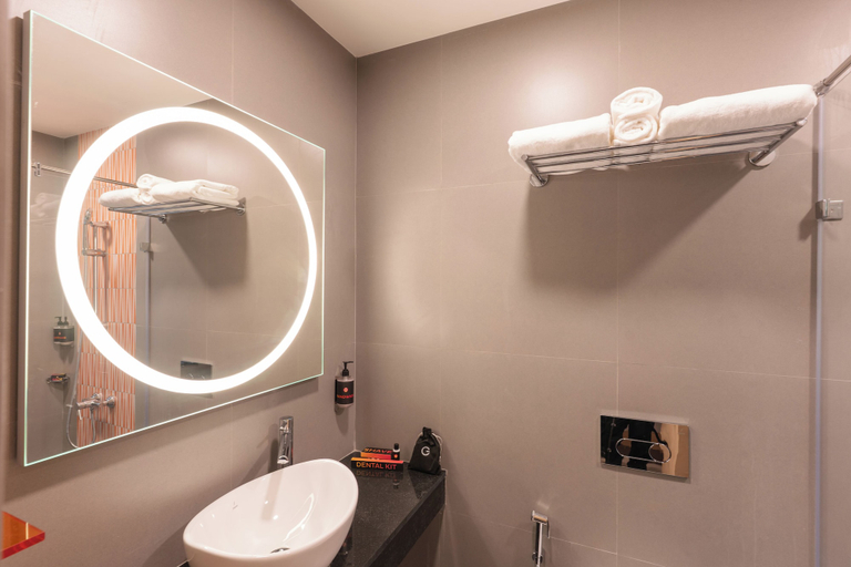 Bathroom 4, Ginger Hotel Thane, Thane