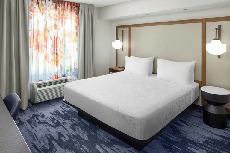 Bedroom 4, Fairfield Inn & Suites South Boston, Halifax