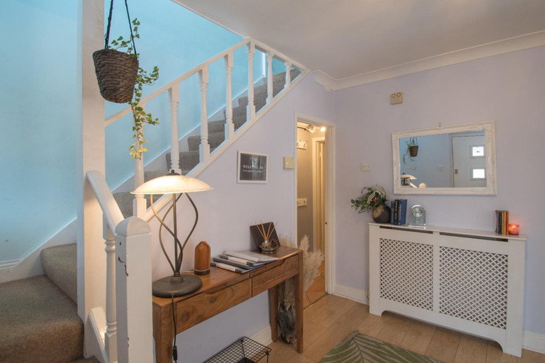 Others 4, Elegant and spacious private room with ensuite, Luton