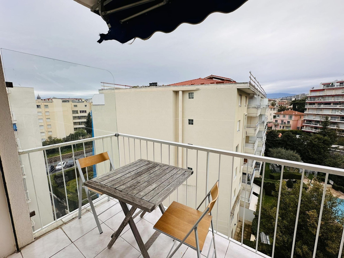 Room 5, Two Bed Apt in the Center of Cannes - 2229, Alpes-Maritimes