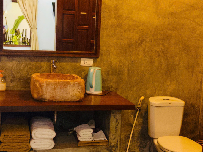 Bathroom, AN BANG LITTLE FAMILY- DELUXE DOUBLE ROOM , Da Nang