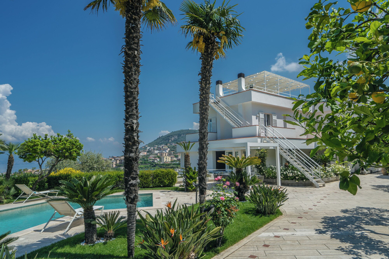 Property entrance 2, Luxury Villa In Sorrento Coast Swimming Pool & View, Napoli
