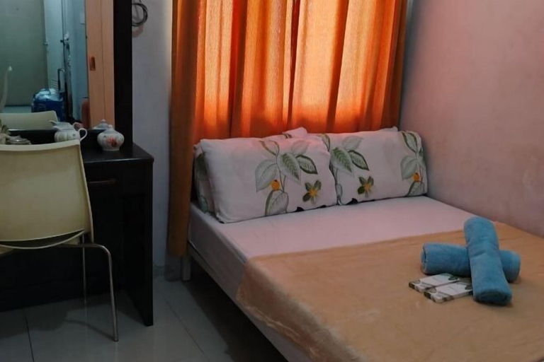 Room 3, Grass residence tower2 29th, Quezon City