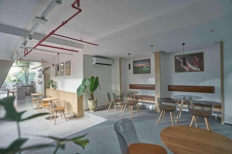 Food & Drinks 5, Express by M Village Nguyen Van Thu, District 1